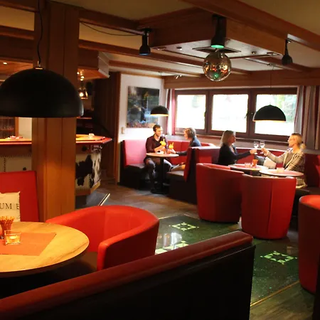 ホテル Parkhotel Weber-mueller 4*