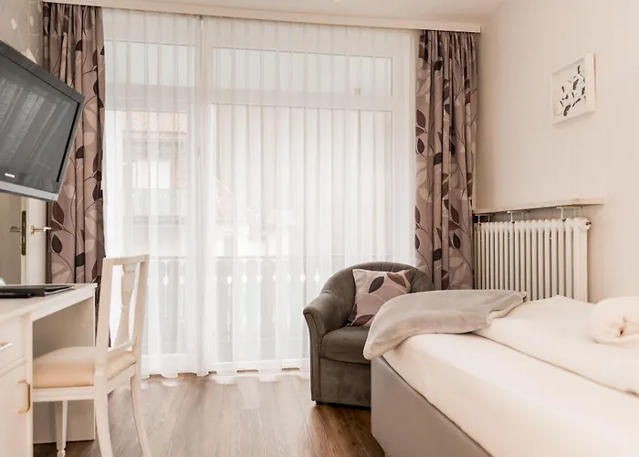 Parkhotel Weber-mueller Отель